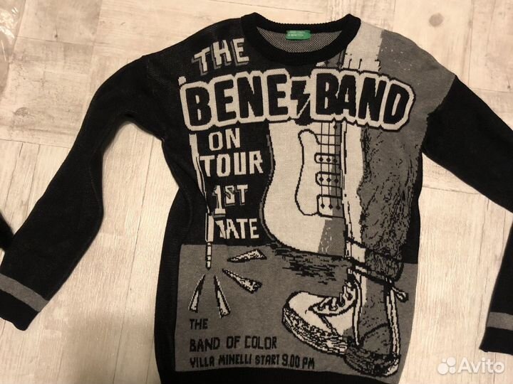 Свитер бенеттон