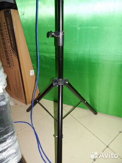 Стойка для акустических колонок