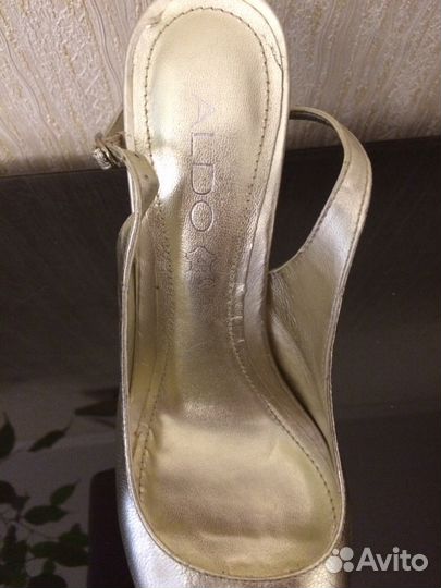 Босоножки Aldo кожа 39 разм