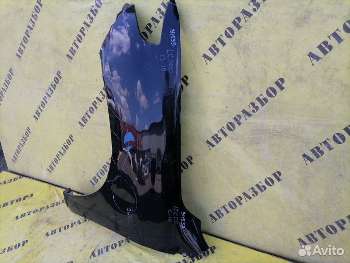 Крыло переднее левое Toyota Land Cruiser 200