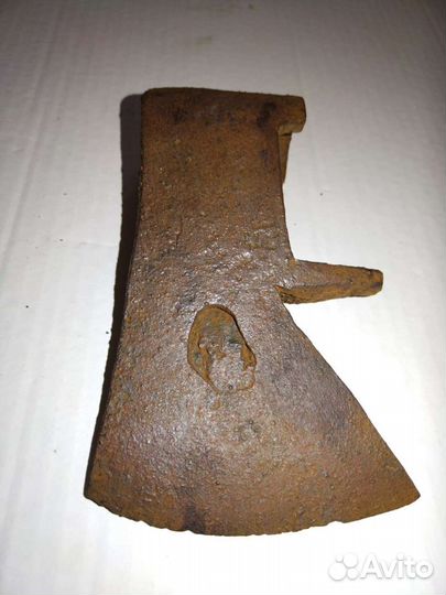 Топор старинный