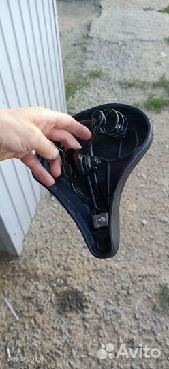 Сиденье для велосипеда широкое