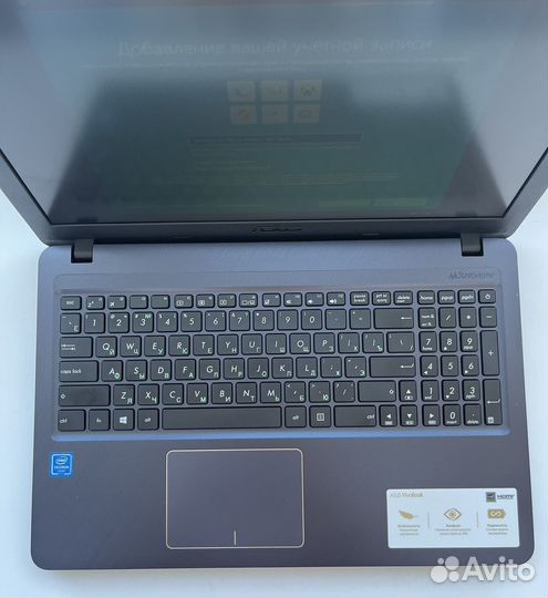 Ноутбук Asus новый на гарантии