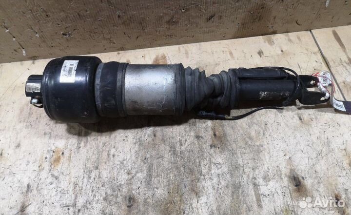 Стойки пневмо Mercedes w211