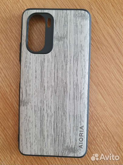 Чехол на телефон