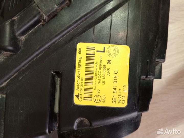 Фара левая передняя Шкода Октавия а7 рестайлинг