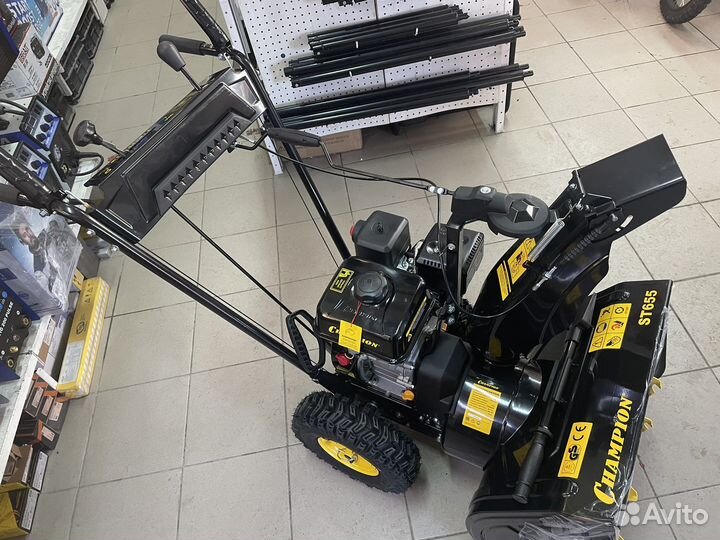 Снегоуборщик champion ST655