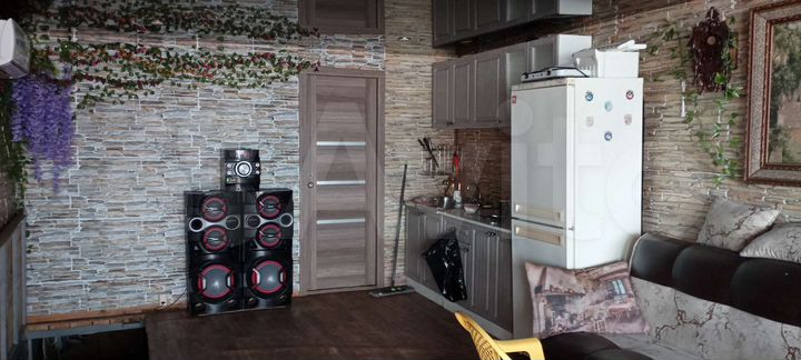 Дом 100 м² на участке 10 га