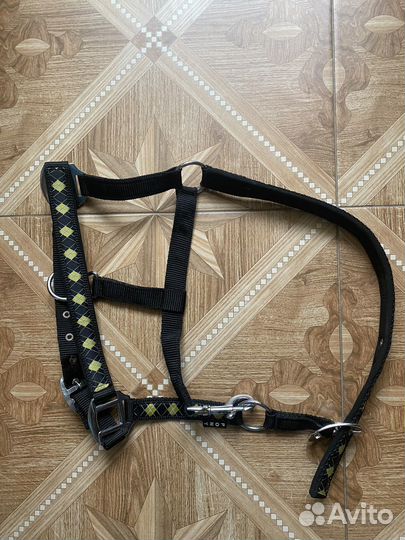 Недоуздок для лошади