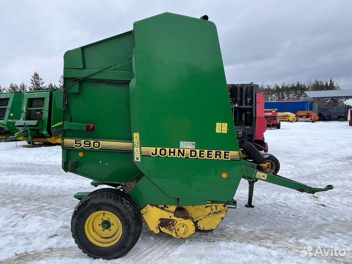 Пресс-подборщик John Deere 590, 2001