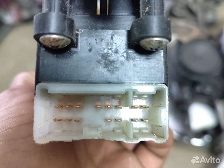 Блок управления стеклоподъёмниками Subaru Forester