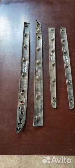 Молдинги на задние двери Рено лагуна, 2 Лифтбек