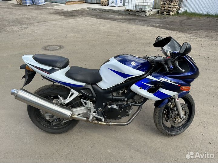 Suzuki SV 400