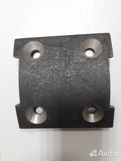 Вкладыш заднего кронштейна 375-2902449-20 уралаз