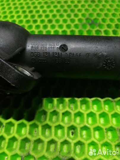 Термостат с корпусом audi a4 TDI BRE, BLB