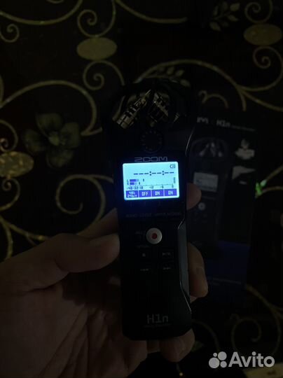 Рекордер zoom H1n