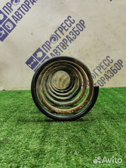 Пружина подвески задняя правая Kia Spectra седан