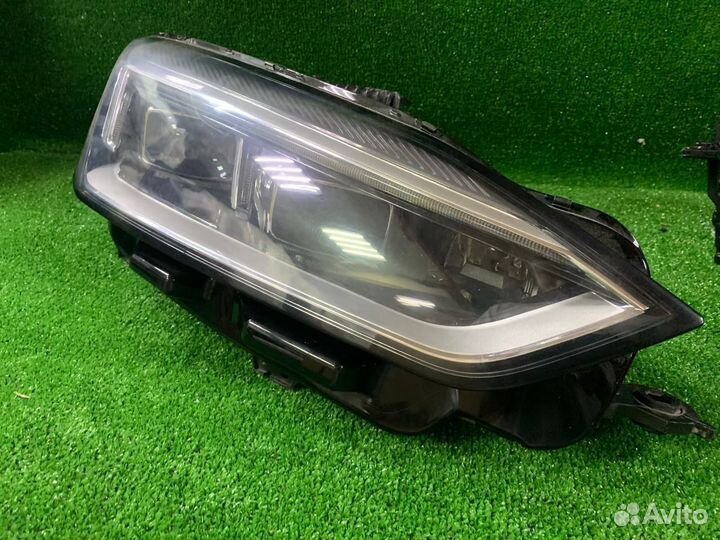Фара правая audi A5/S5 8W 450210
