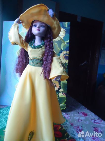 Нарядные платья для различных кукол