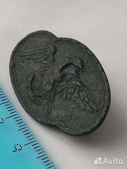 Пуговица RRR 