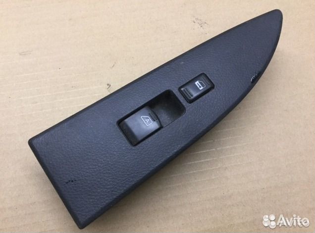 Кнопка стеклоподьемника Инфинити FX(S50) 2003-2007
