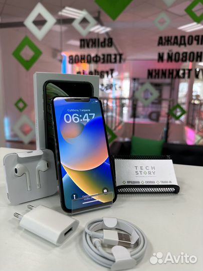 iPhone Xs, 64 ГБ