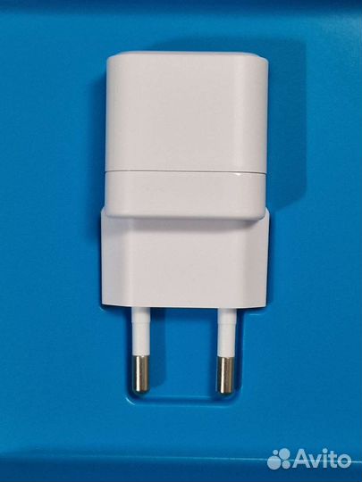 Зарядное устройство Anker PowerPort lll 20W Cube