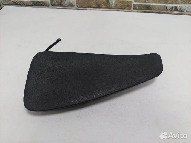 Подушка безопасности в сиденье передняя правая