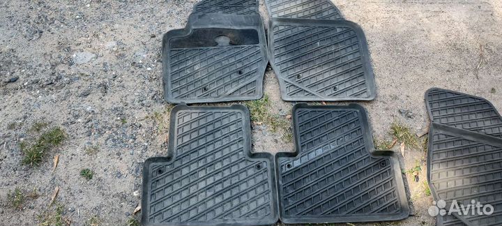 Коврики комплект оригинальные для Volvo XC90 03-14