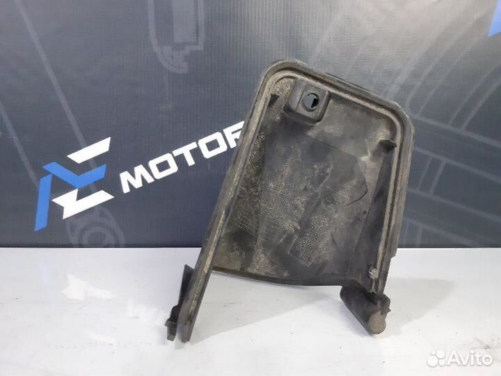 Щиток салонного фильтра левый Bmw X5 E53 M54B30