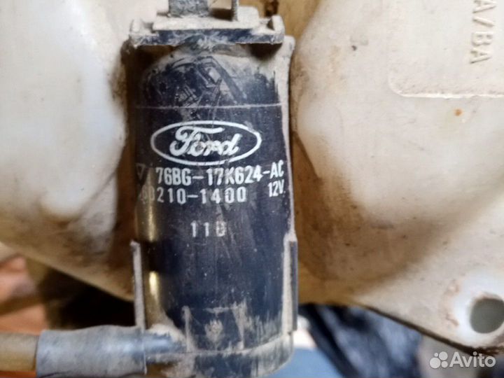 Омывательный бачок