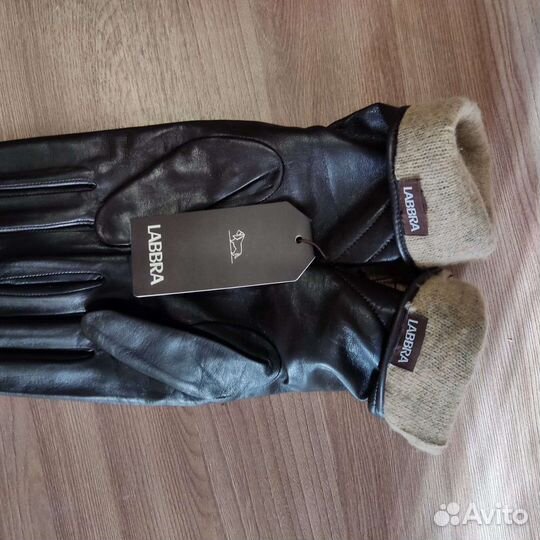 Перчатки женские кожаные новые