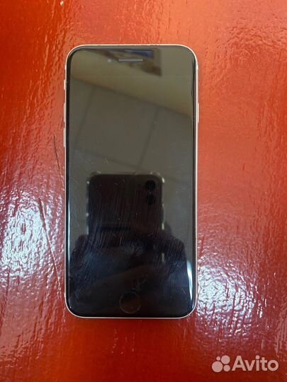 iPhone SE (2020), 128 ГБ