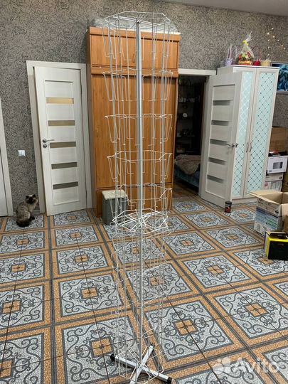 Стойка для открыток