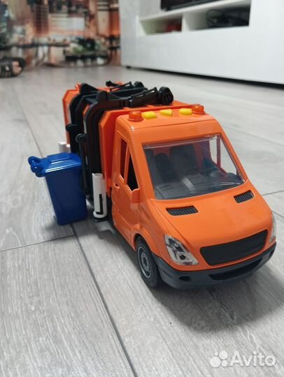Игрушка машина мусоровоз