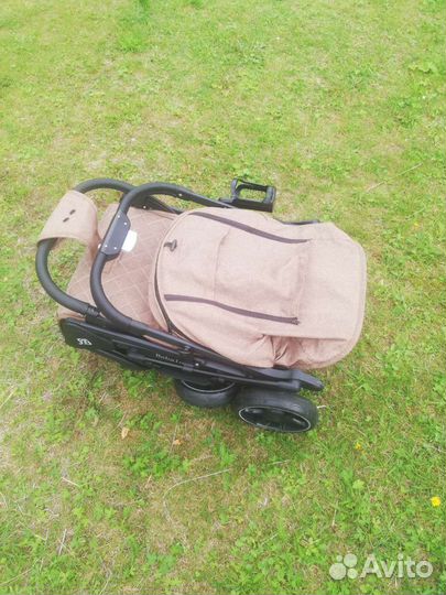 Прогулочная коляска babalo