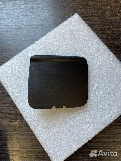 Заглушка решетки радиатора Mazda 3 BL