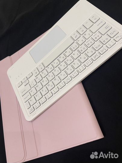 Чехол с клавиатурой на iPad pro 11 2020-2021