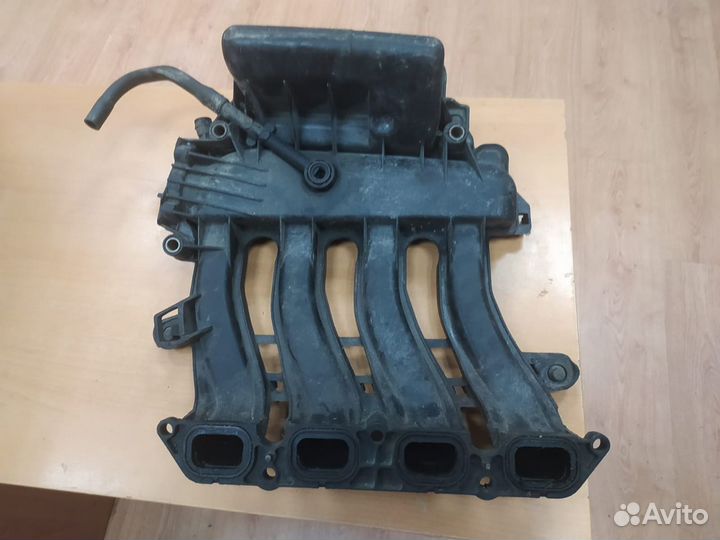 Впускной Коллектор Renault Megan 2