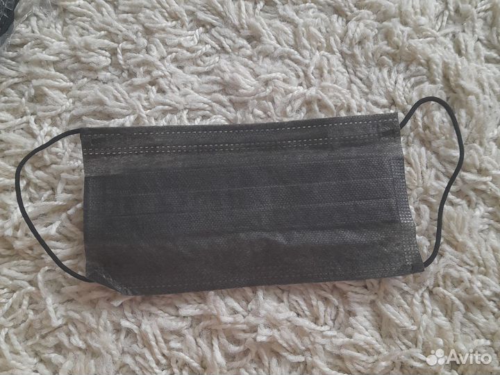 Маски одноразовые черные