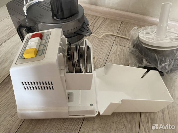 Кухонный комбайн