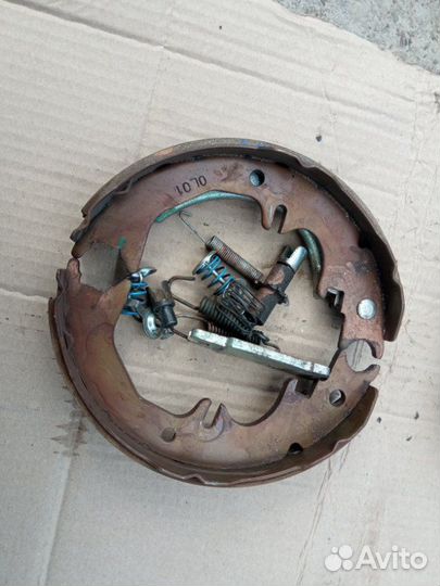 Тормозные колодки заднее Toyota Land Cruiser Prado