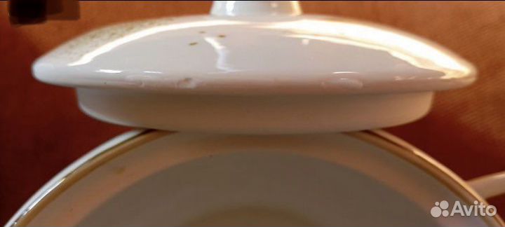 Супница и тарелка