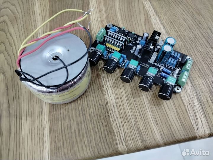 Тембрблок предусилитель