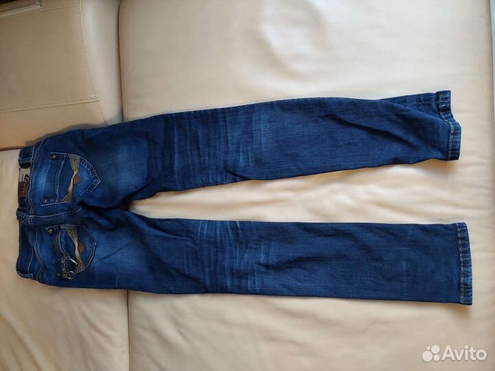 Джинсы женские