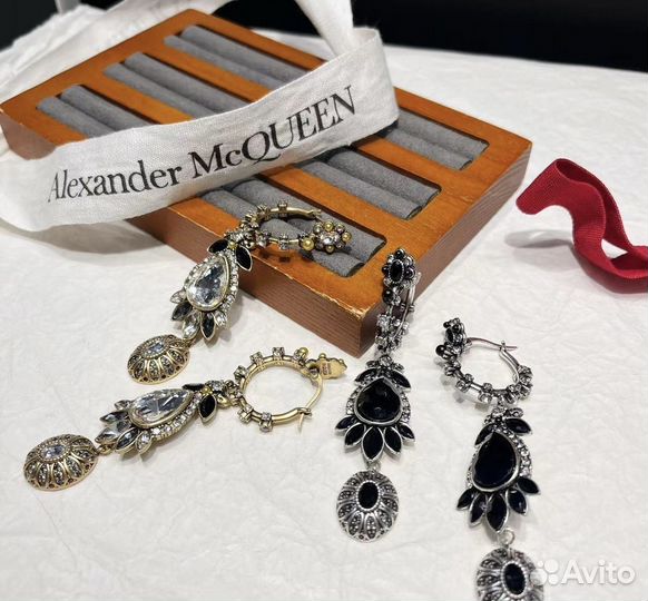 Alexander mcqueen серьги