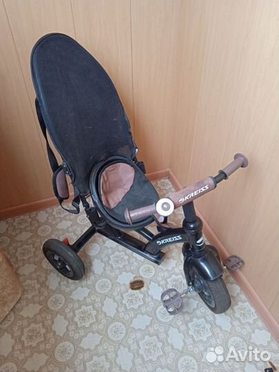 Детский трехколесный велосипед