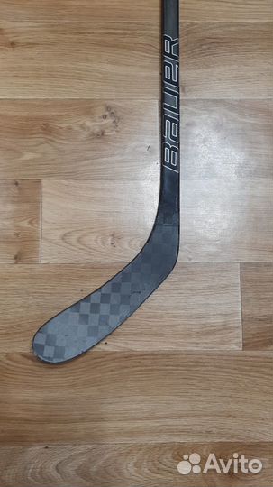 Клюшка хоккейная правый хват bauer