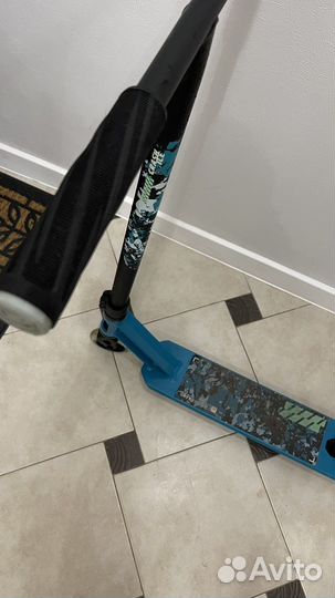 Трюковой самокат