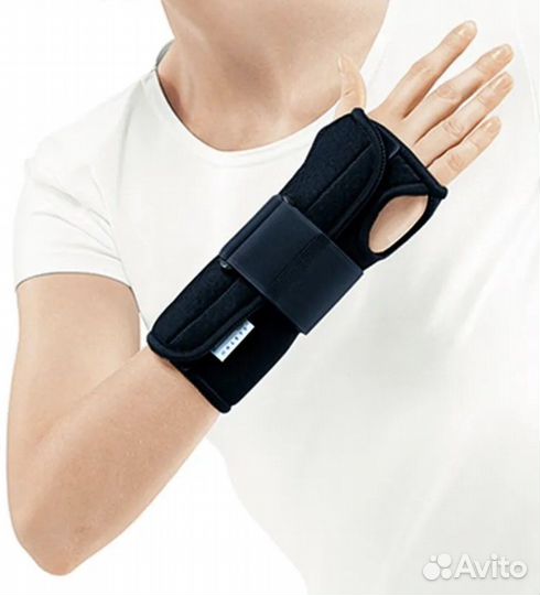Бандаж (ортез) на лучезапястный сустав